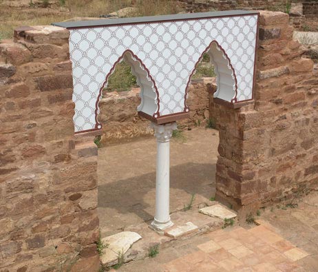 Maquetas: Arco islmico. Proposta de reconstituio. Castelo de Silves. Silves. (figura 1)