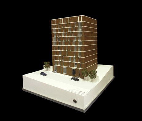 Maquetas: Edifcio, Lubango, Angola. (figura 2)